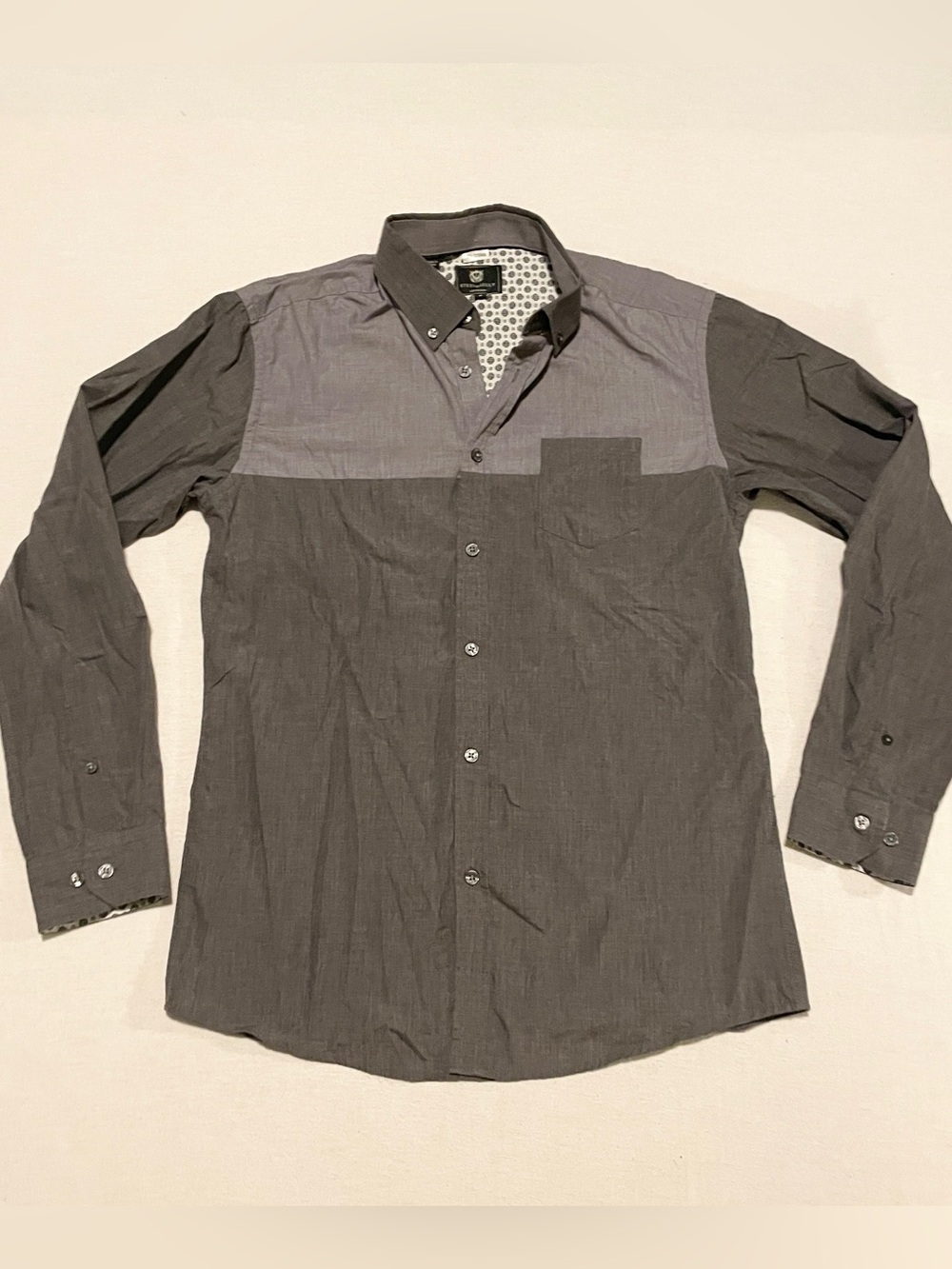 Steel & Jelly London Gray Colorblock Button Down Shirt Men’s Size M